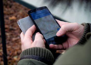 Como Sites Rastreiam Seu Comportamento: Cookies, Impressão Digital e Inteligência Artificial